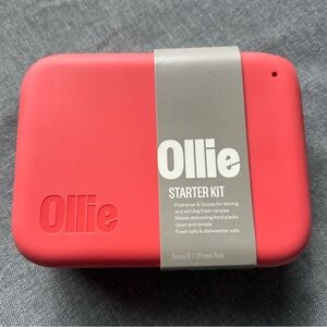 Ollie Puptainer Silicone Dog Food Storage Container